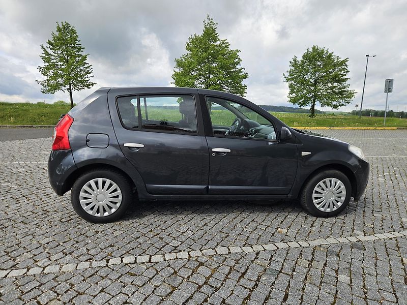 Dacia Sandero (2008) 1.6 16v, PĚKNÝ STAV,  SPLÁTKY  - fotka 6 z 23