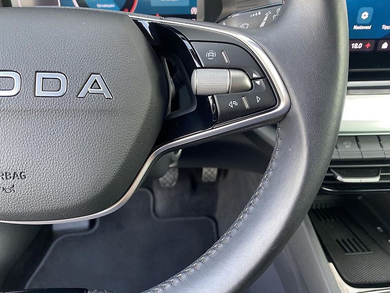 Škoda Octavia 1,5 TSI 85 kW Selection - fotka 14 z 28