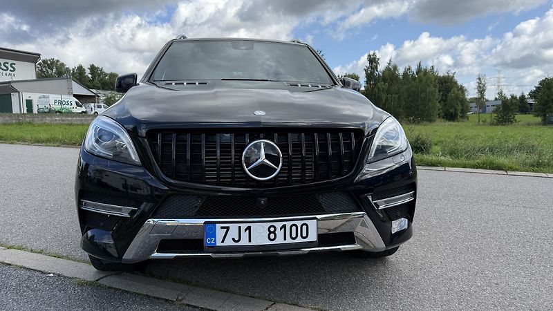 Mercedes-Benz Třídy M (2015) 350 CDI AMG PAKET  - fotka 3 z 27