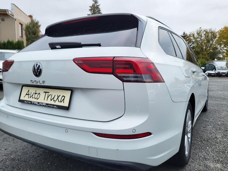 Volkswagen Golf Variant 2.0 TDi BMT 85kW LIFE - fotka 44 z 49