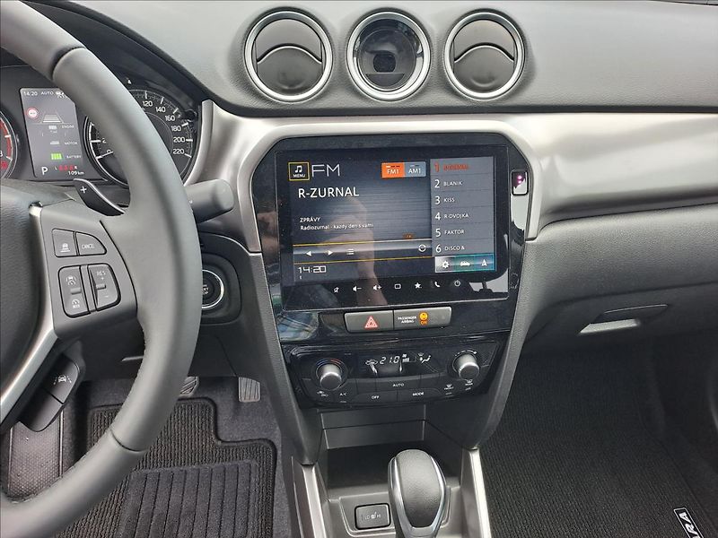 Suzuki Vitara (2025) 1,5 Premium AllGrip 6AGS - fotka 9 z 17