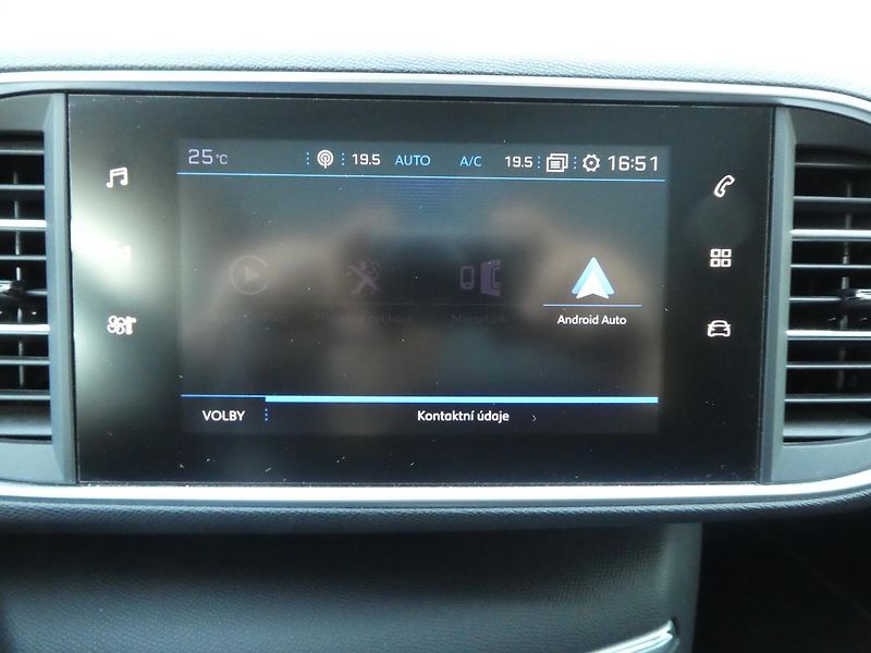Peugeot 308 (2019) SW ALLURE 1.5 BlueHDi 130 MAN6 - fotka 19 z 27