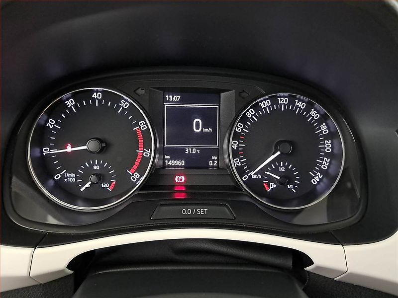 Škoda Fabia (2015) 1.2 TSI, Tempomat - fotka 11 z 20