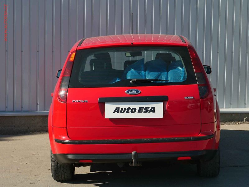 Ford Focus (2005) 1.6 TDCi, AC - fotka 5 z 17