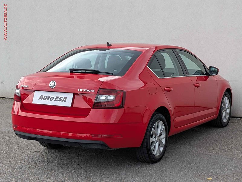 Škoda Octavia (2019) 2.0 TDi, 1.maj,ČR, Style - fotka 6 z 16