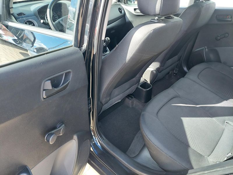 Hyundai i10 (2017) Classic 1.0 - fotka 20 z 40