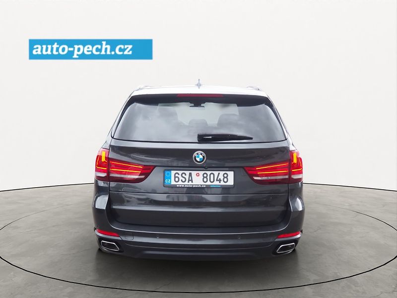 BMW X5 (2017) 3.0d xDrive, 4x4, Pano - fotka 3 z 43