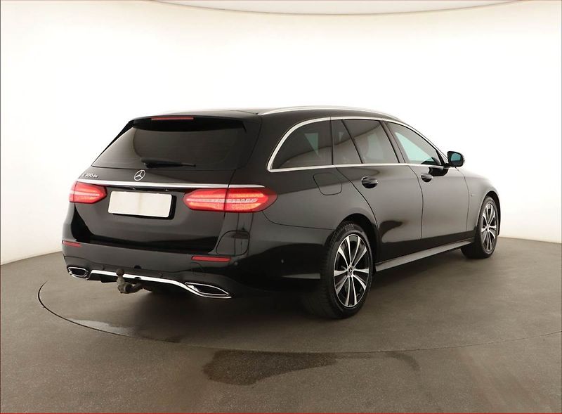 Mercedes-Benz Třídy E (2019) E 300 de - fotka 5 z 20