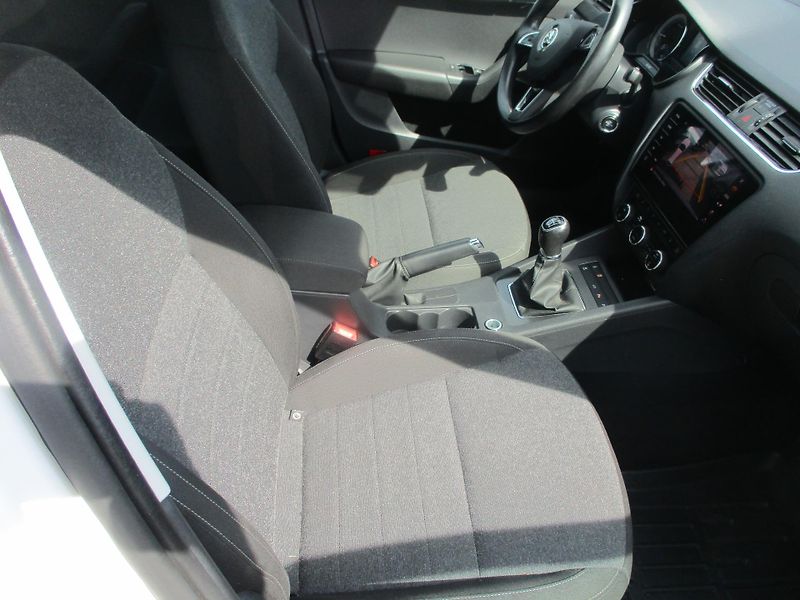 Škoda Octavia (2020) combi III 2,0 TDi - fotka 6 z 10