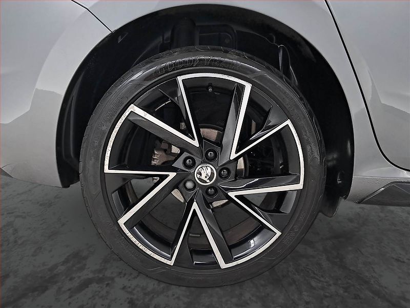 Škoda Scala (2022) Monte Carlo 1.5 TSI - fotka 15 z 21