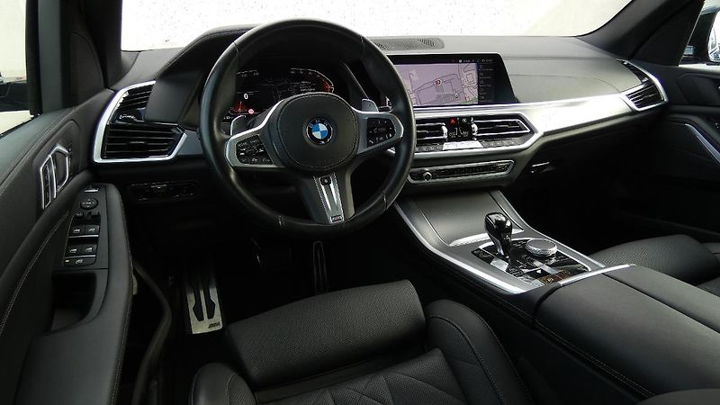 BMW X5 xDrive 40i M Sport - fotka 5 z 22