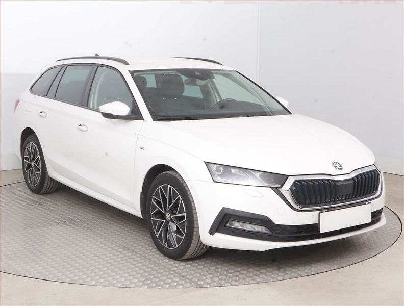 Škoda Octavia (2022) Ambition 2.0 TDI, Automat - fotografie inzerátu