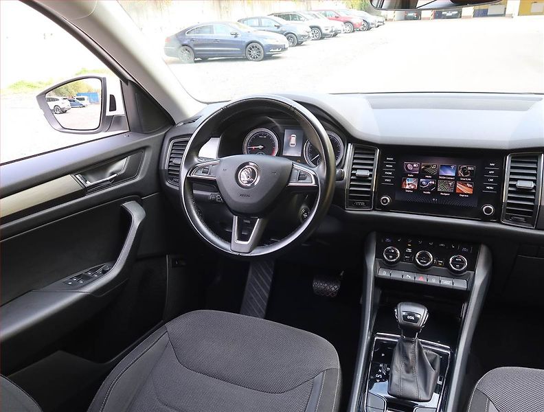 Škoda Kodiaq (2020) 2.0 TDI, digi klima - fotka 7 z 26