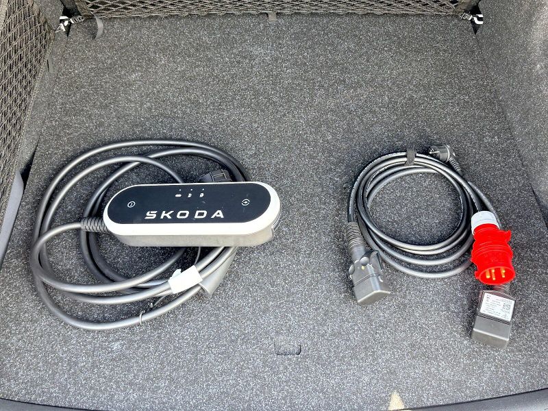 Škoda Enyaq (2025) 85 kWh / 210 kW / L&K - fotka 32 z 36