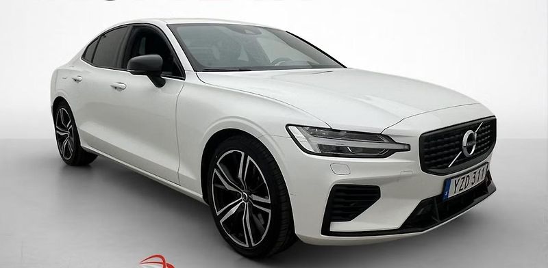 Volvo S60 Recharge T8 AWD R Kam Pano Taž - fotka 2 z 33