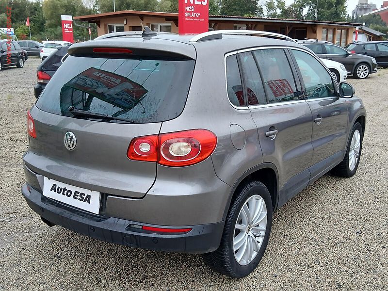 Volkswagen Tiguan (2010) 2.0TSi 4x4, STK6/27 - fotka 4 z 18