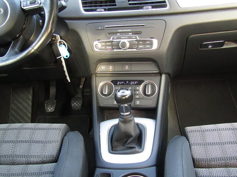 Audi Q3 (2016) 1.4 TFSI 110kW - fotka 18 z 44