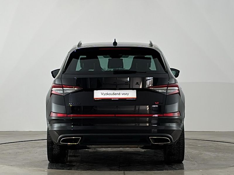 Škoda Kodiaq RS 4x4 DSG - fotka 17 z 30