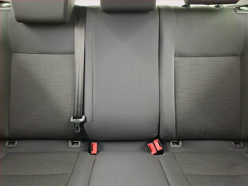 Volkswagen Golf (2006) 1.9 TDI, dobrý stav - fotka 10 z 14