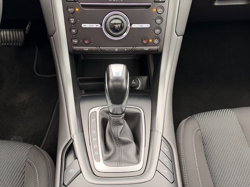 Ford Mondeo (2018) Titanium 2.0TDCi 132kW Automat - fotka 19 z 33