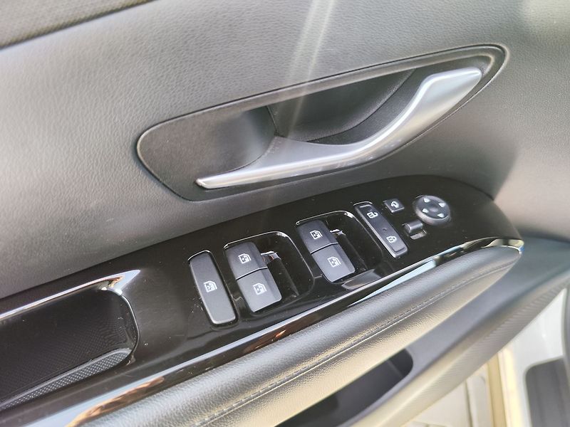 Hyundai Tucson 1.6 T-GDI/110kW Smart - fotka 29 z 33