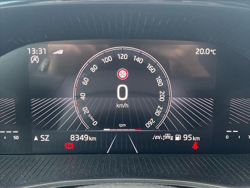 Škoda Fabia 1,0 TSI 85 kW TOP SELECTION  I - fotka 16 z 30