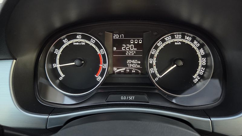 Škoda Fabia (2021) 1.0 TSI 70 kW Ambition, CZ,DPH - fotka 19 z 22