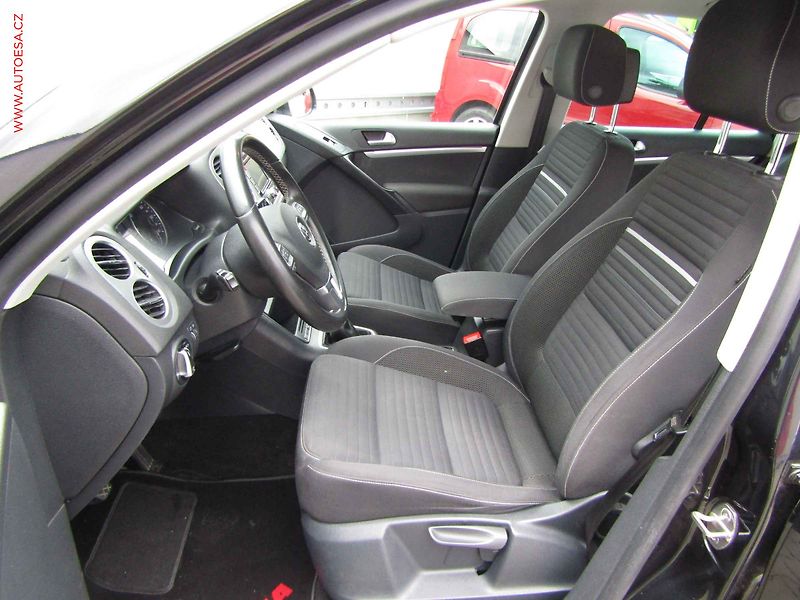 Volkswagen Tiguan (2014) 2.0 TDi 4x4, servis.kniha, AC - fotka 9 z 23