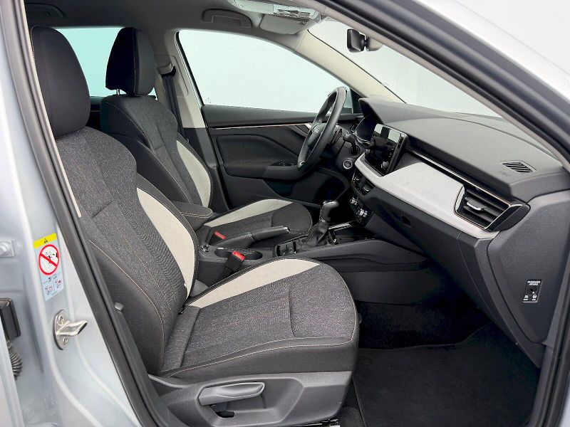 Škoda Scala (2025) 1.0TSI 85kW DSG Top Selection - fotka 30 z 35