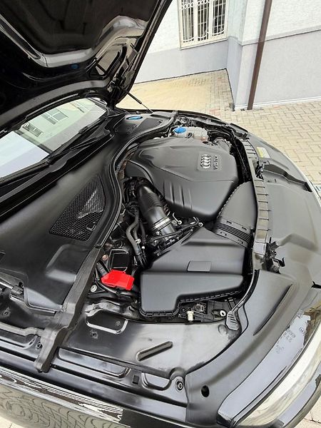 Audi A7 (2012) Audi A7 3.0 TDI quattro - fotka 14 z 19