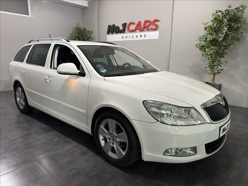 Škoda Octavia 1,4   TSI 90KW REZERVACE - fotka 2 z 29