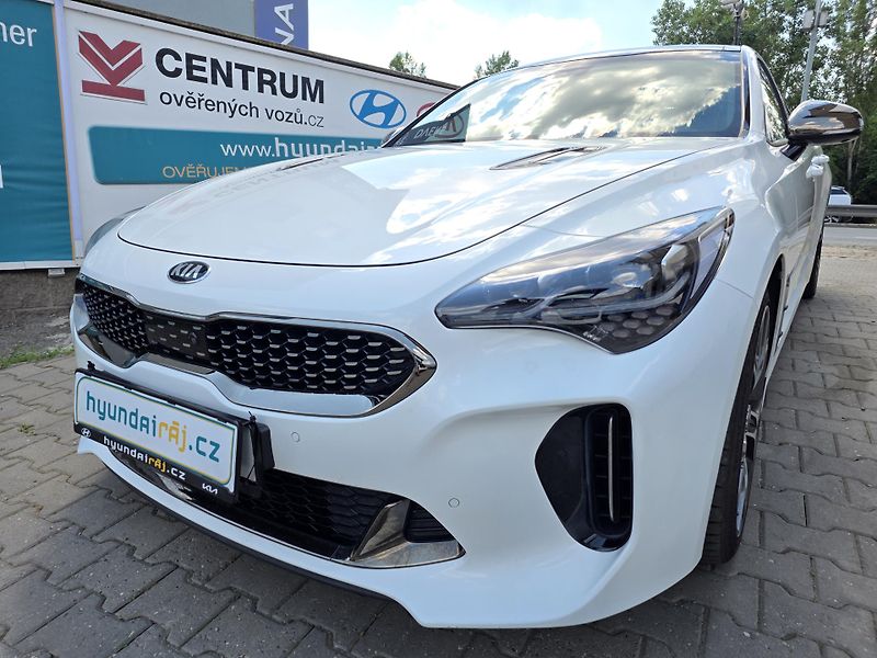 Kia Stinger 3.3-PANORAMA-AUTOMAT-KŮŽE - fotka 6 z 18
