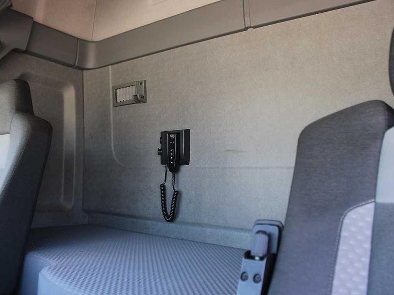 Renault Trucks T T 440, EURO 6, VZDUCHOVÉ PÉROV - fotka 7 z 20