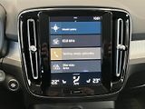 Volvo XC40 B4 Momentum Advance AT8 - náhled 30