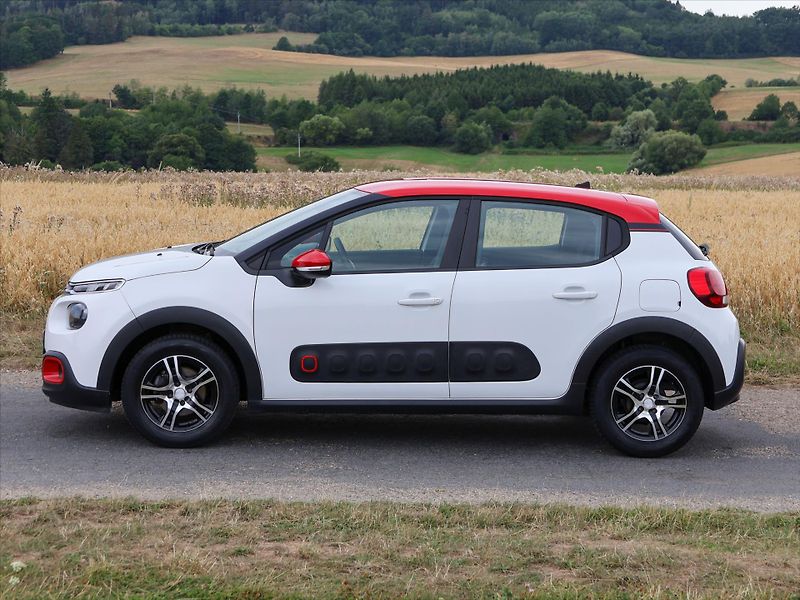 Citroën C3 1,2 PT 60kW CZ Shine Serv.Knih - fotka 4 z 34