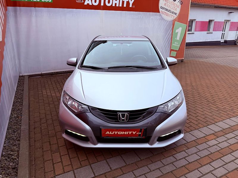 Honda Civic 1.4 Comfort, ČR - fotka 2 z 22