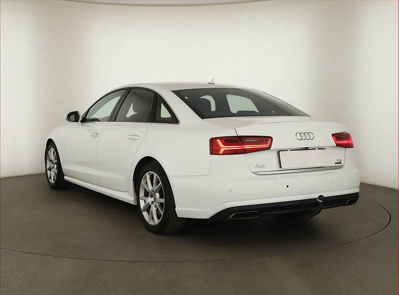 Audi A6 (2014) 3.0 BiTDI, 4X4, Automat, Kůže - fotka 4 z 21