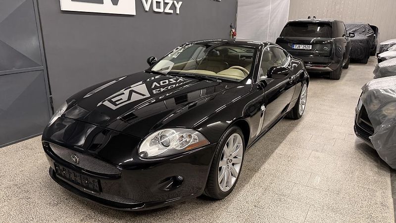Jaguar XK (2009) V8 3.5i, REZERVOVÁNO - fotka 5 z 55