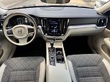 Volvo V60 (2018) D4 Momentum - Automat - 140 kW - náhled 8
