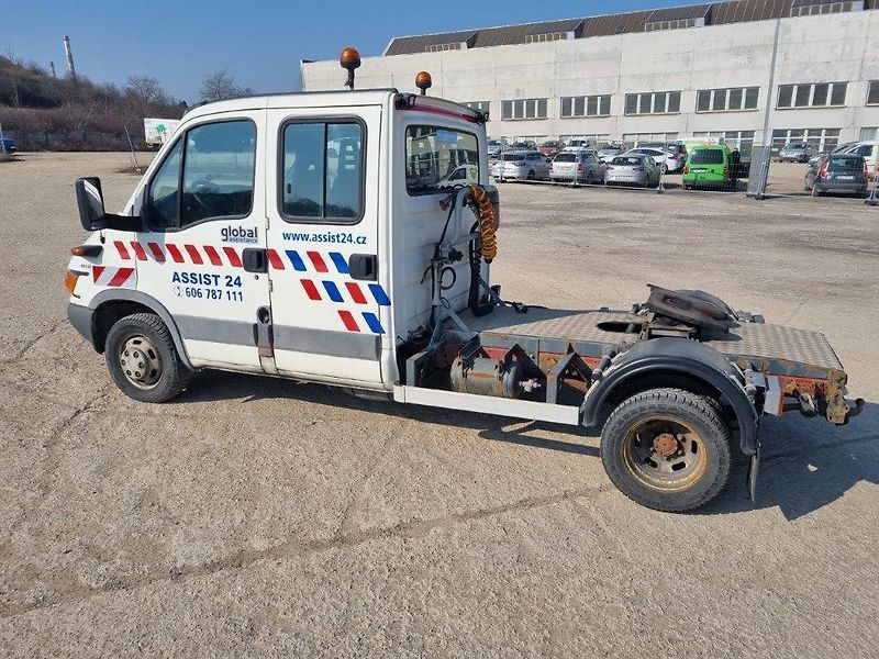 Iveco Ostatní (2004) tahač návěsů do 3,5 t - fotka 6 z 17