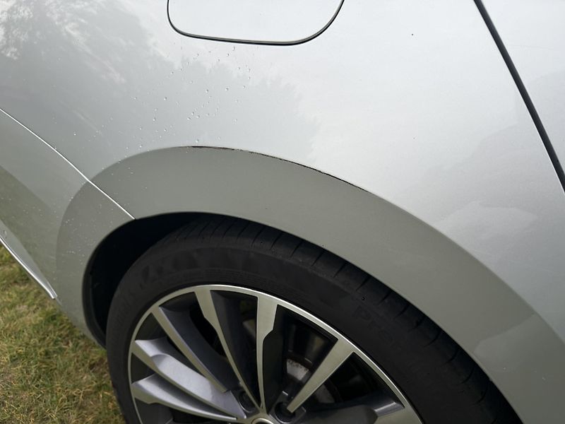 Škoda Superb (2017) PRODÁNO  - fotka 9 z 34