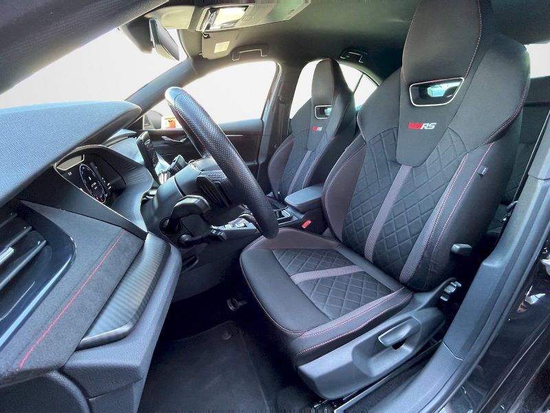 Škoda Octavia (2023) 2.0 TDI 147kW DSG 4x4 RS - fotka 22 z 35