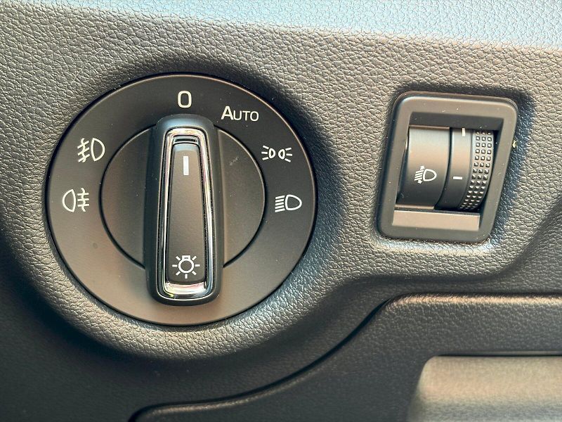 Škoda Scala (2025) DSG 1.0 TSI / 85kW / TOP SELEC - fotka 19 z 35