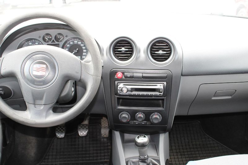 Seat Cordoba (2009) 1,2i KLIMA KOUPENO ČR - fotka 13 z 16