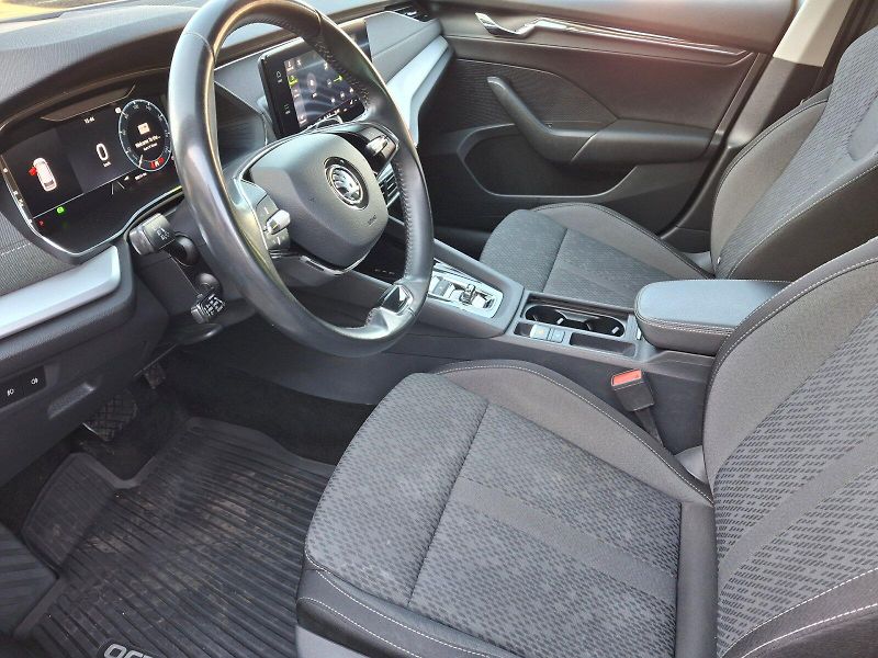 Škoda Octavia (2022) Combi Style Plus DSG 4x4 2,0TS - fotka 6 z 34