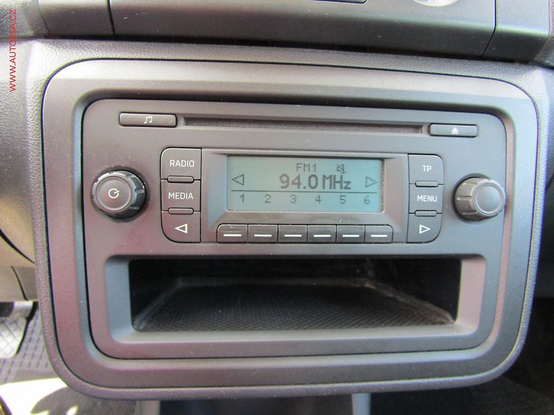 Škoda Roomster (2014) 1.2 TSi, ČR, AC - fotka 11 z 13
