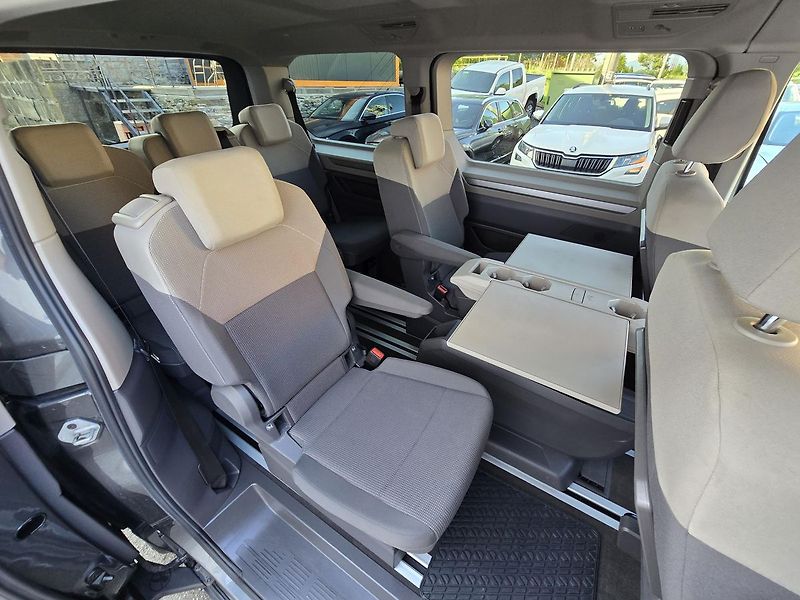 Volkswagen Multivan T7 150kW LIFE LONG DSG WEBASTO - fotka 10 z 49