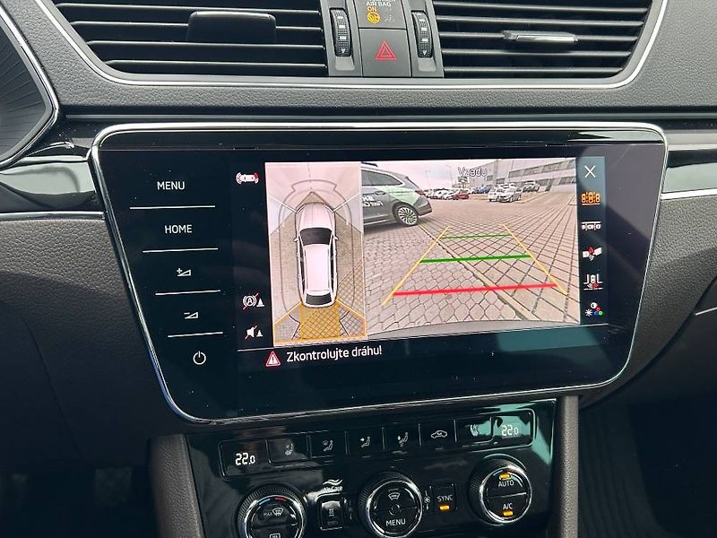 Škoda Superb L&K 4x4 7DSG 2,0TDI - fotka 21 z 29