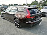 Volvo V60 (2021) 2.0 B4 145kW A/T Kůže - náhled 4