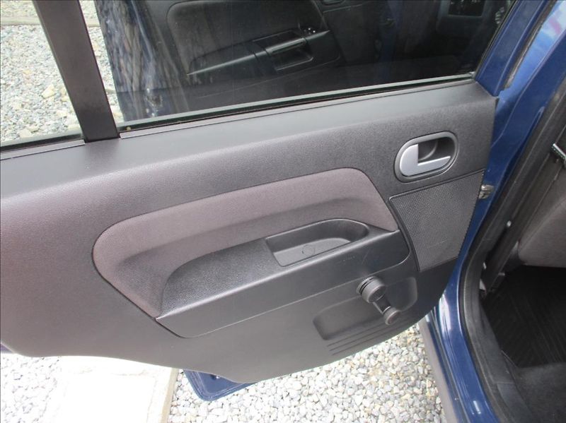 Ford Fusion 1,4 i 16v, klimatizace,servis, - fotka 11 z 30